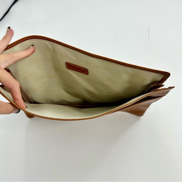 NWOT Barrington Soft Brown Leather Accordion Branded Laptop Sleeve Work Files - Picture 7 of 9